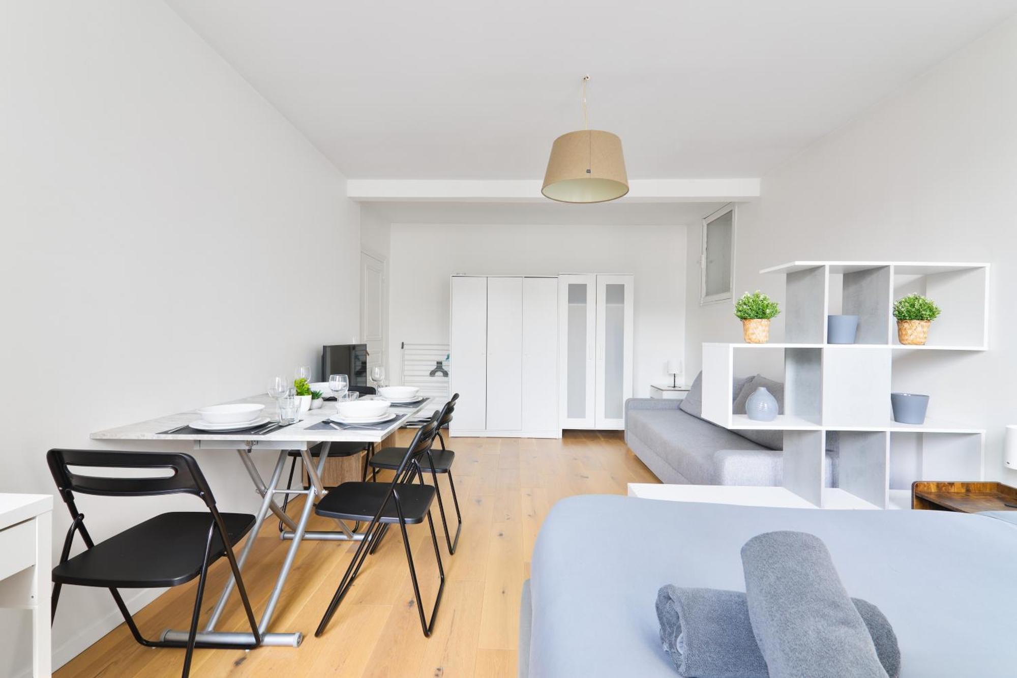 - Quartier Champs-elysees 5 Free Netflix Appartement Parijs