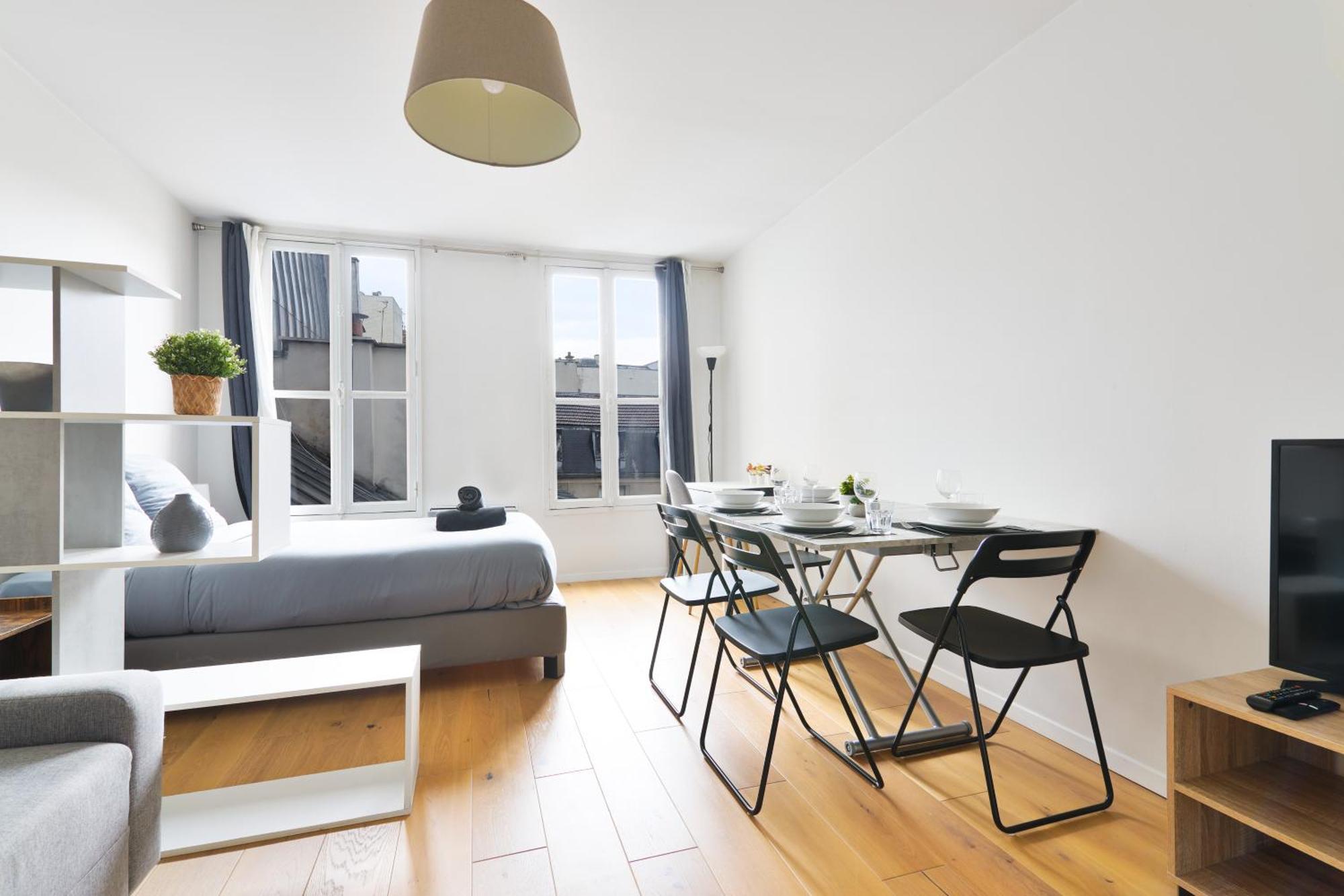 - Quartier Champs-elysees 5 Free Netflix Parijs